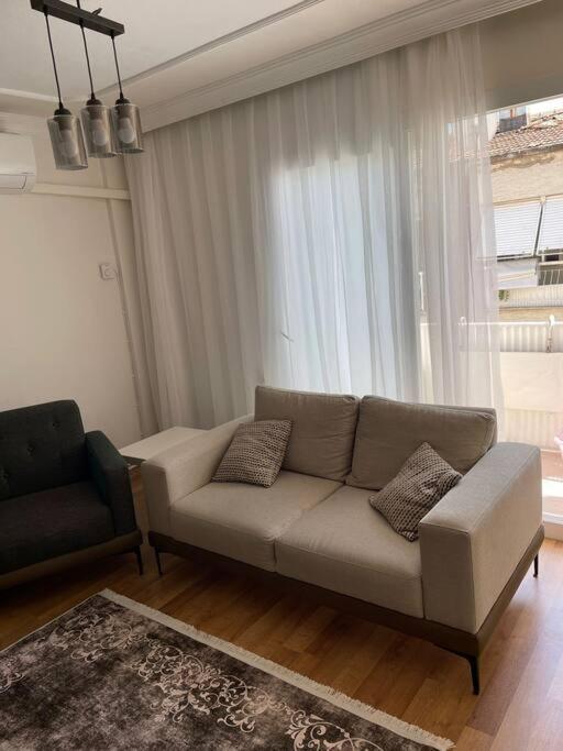 Cift Klimali, 110m2, 3+1, Metro 5dk, 1000mbps Inte Apartment