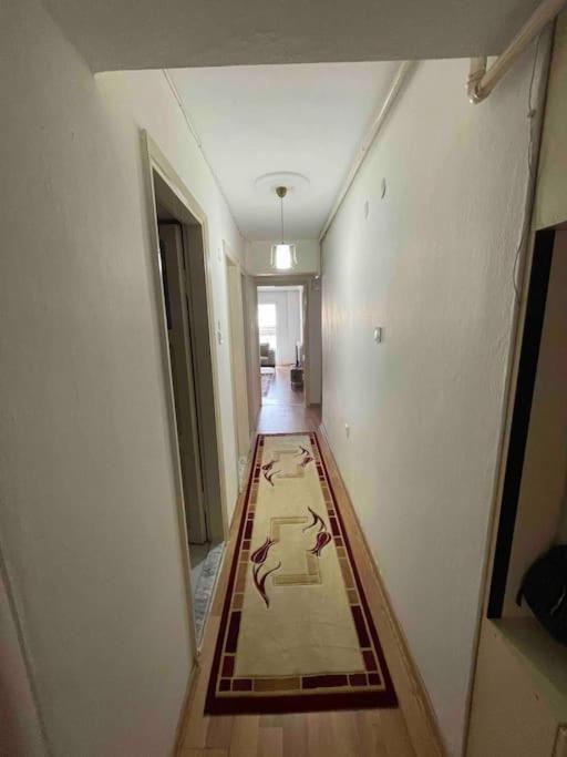 Cift Klimali, 110m2, 3+1, Metro 5dk, 1000mbps Inte Izmir