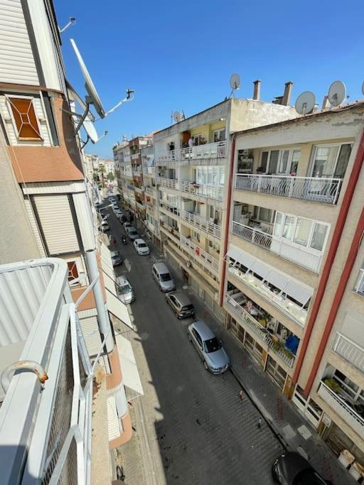 Cift Klimali, 110m2, 3+1, Metro 5dk, 1000mbps Inte * Izmir
